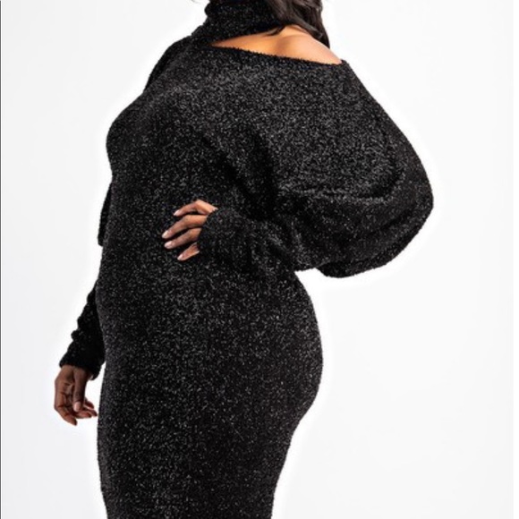 Woman's Size 3X Black Shimmer High Neck Open Shoulder Sweater Dress Fits 22W 24W - Picture 3 of 6